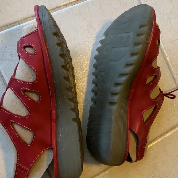 EUC FLY LONDON red sandals - Picture 2 of 6